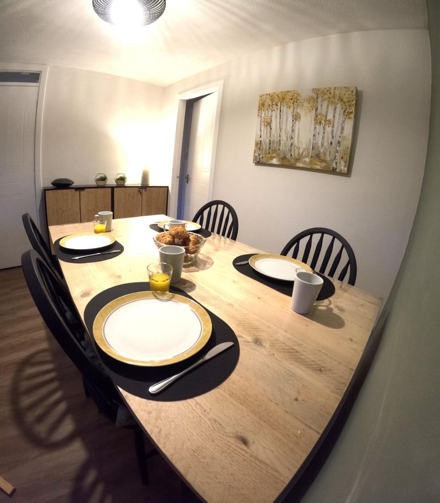 Orange Squirrel Lodge อาวีมอร์ ภายนอก รูปภาพ