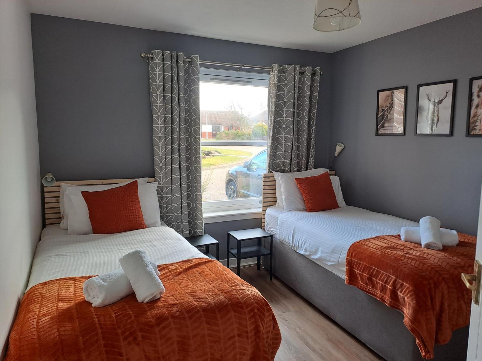 Orange Squirrel Lodge อาวีมอร์ ภายนอก รูปภาพ